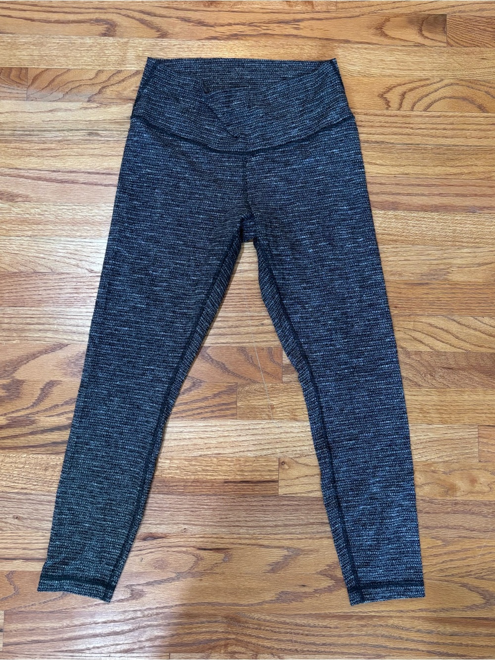 Lululemon Women’s Athletic Leggings Sz 8/10